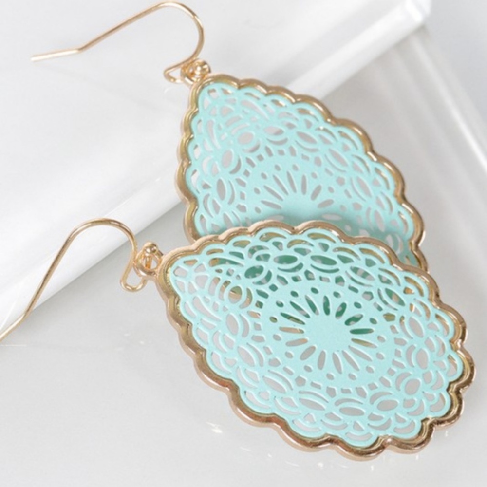 DAYNA Tear Drop Earrings - 8 colors - Picture 5 of 8